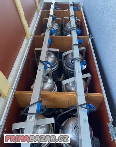 PAR 64 reflektory s rahnom socapex / harting