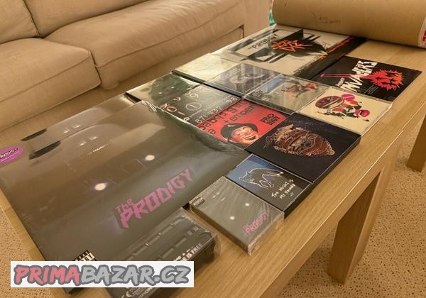 The Prodigy kolekce LP, CD, MC, plakát, autobus