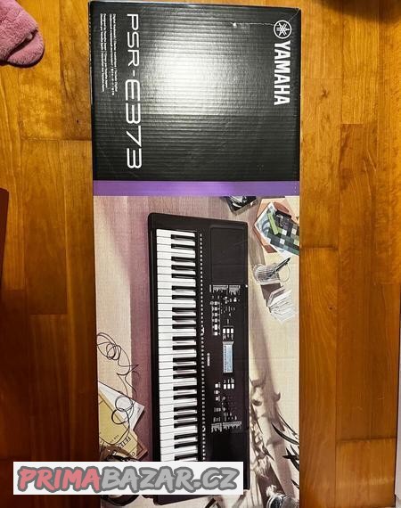 klavesy-yamaha-psr-e373-sluchatka-zidle-stojan