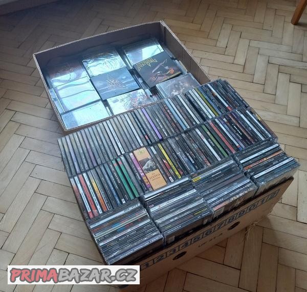 Sbírka metalových CD