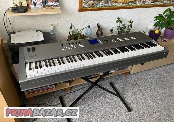 syntezator-klavesy-yamaha