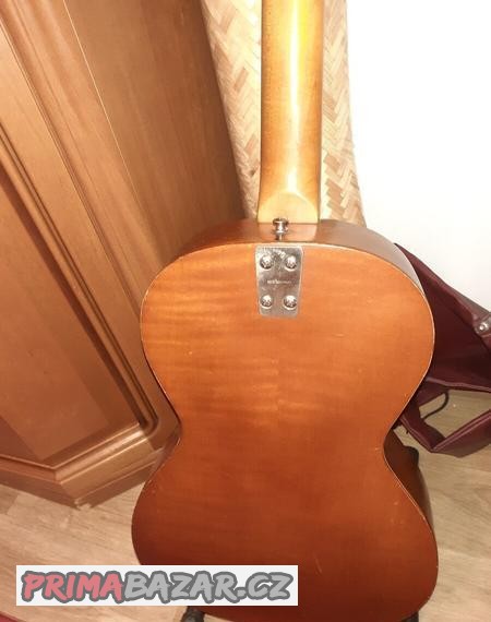 Kytara - FRAMUS