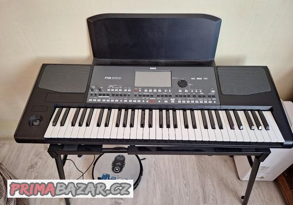 Klavesy Korg pa 600