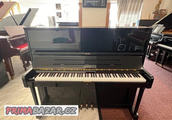 koncertni-piano-petrof-125-r-v-2001-se-zarukou-5-let