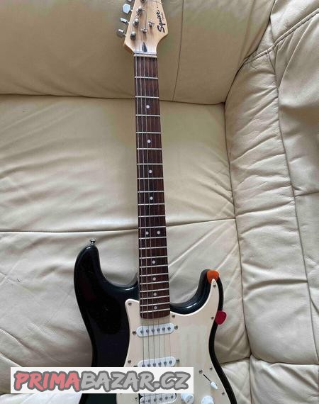 Kytara Squier + zesilovač Fender + zesilovač Torque