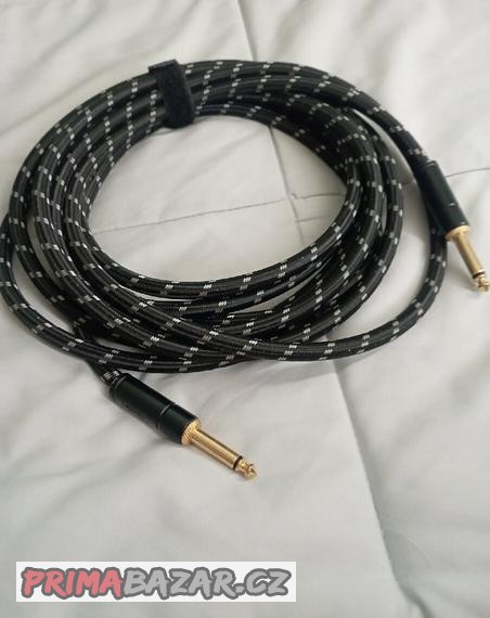 Nástrojový kabel Fender 4,5m