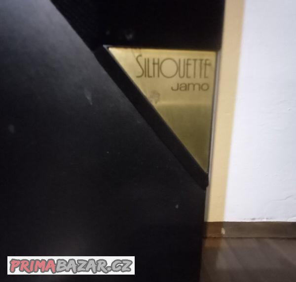 Jamo silhouette