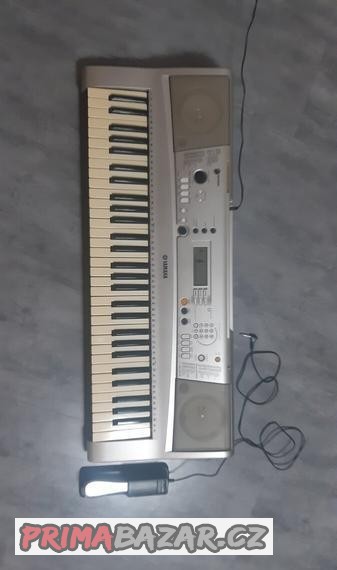 klavesy-yamaha-psr-e313