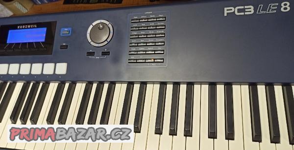 kurzweil-pc3-le8-s-prislusenstvim