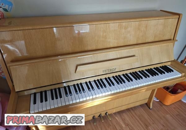 Pianino Petrof 114 klasik