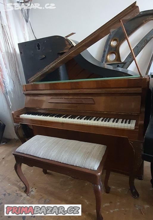 piano-klavir-petrof