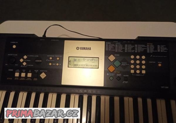 yamaha-ypt220