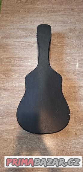 Kytarový kufr