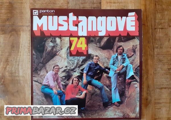 LP: Mustangové - 74