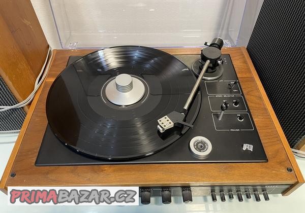 Gramofon TESLA NZC 420