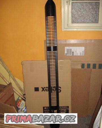 Kovový stojan na CD, DVD