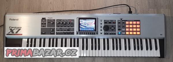 Roland Fantom X7