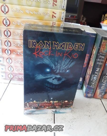 Prodám 2x2 nehrané nové sady videokazet skupiny IRON MAIDEN