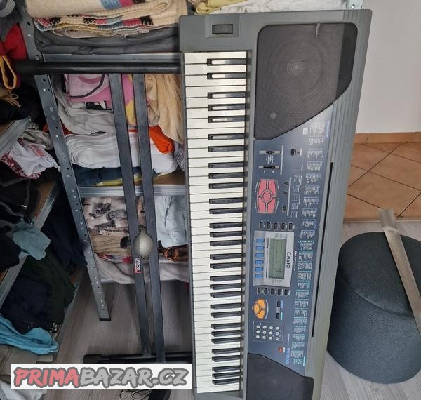 Elektricki klavir Casio
