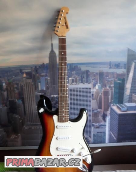 Stratocaster kytara - LEVNĚ