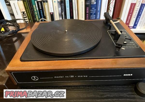 Gramofon Tesla NC130