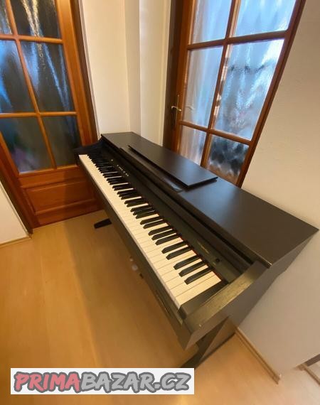 italske-digitalni-piano-pianino-orla-v-perfektnim-stavu