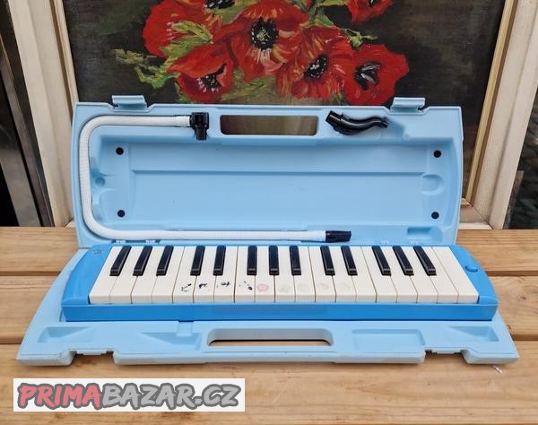 foukaci-klavesova-harmonikayamaha-pianica-p-32e
