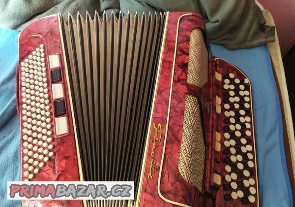 knoflikova-harmonika