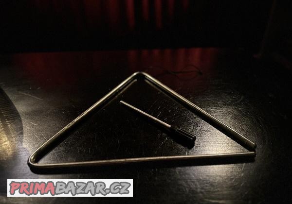 Triangl