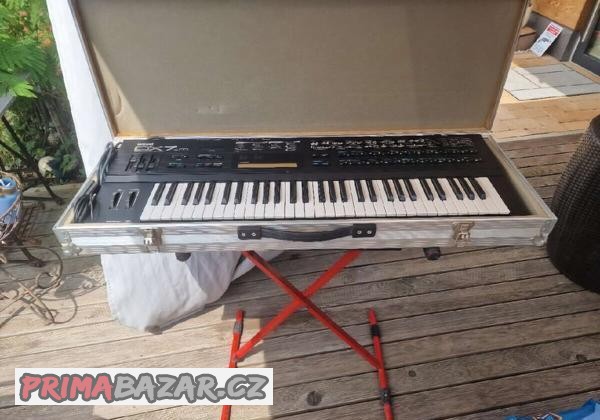 predam-vintage-yamahu-dx-7ii-fd