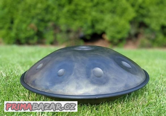 handpan-spacedrum-9-tonovy-dmol-kurd