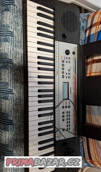 prodam-digitalni-klavir-yamaha-ypt-260