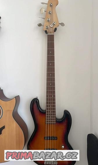 5 strunný jazz bass
