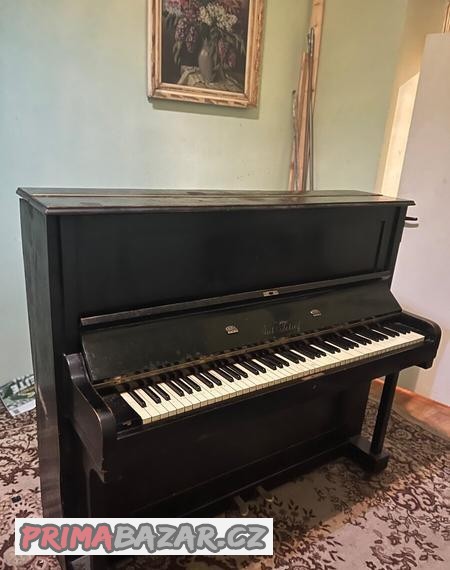 Staré piano
