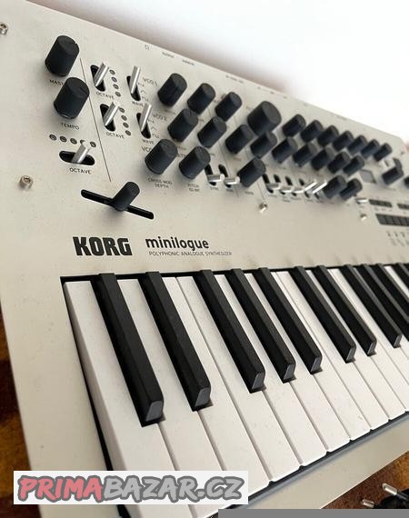 Korg Minilogue syntezátor