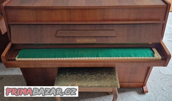 piano-weinbach-petrof-3pedal-se-zidli
