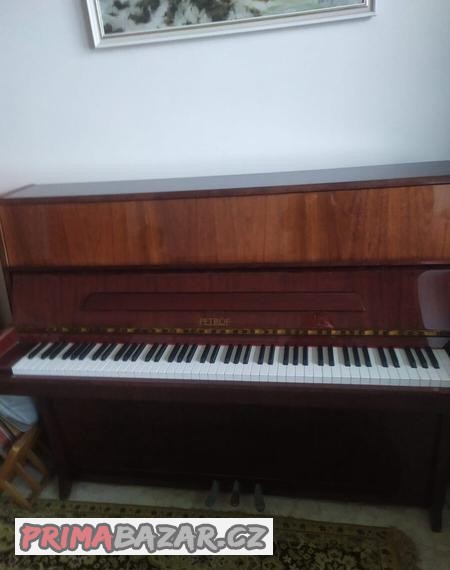 piano-petrof-top-stav