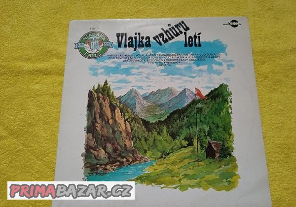 LP Vlajka letí vzhůru