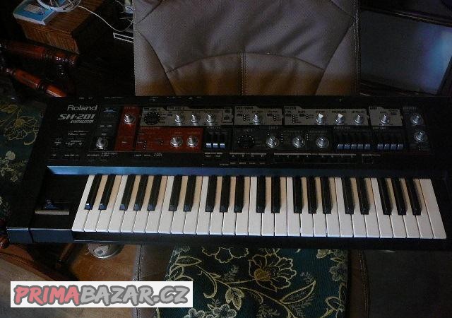 roland-sh-201-syntezator