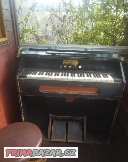 Harmonium August Förster