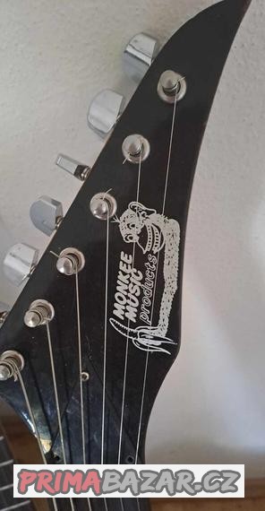 stratocaster  ,,  Monkey,,MIJ