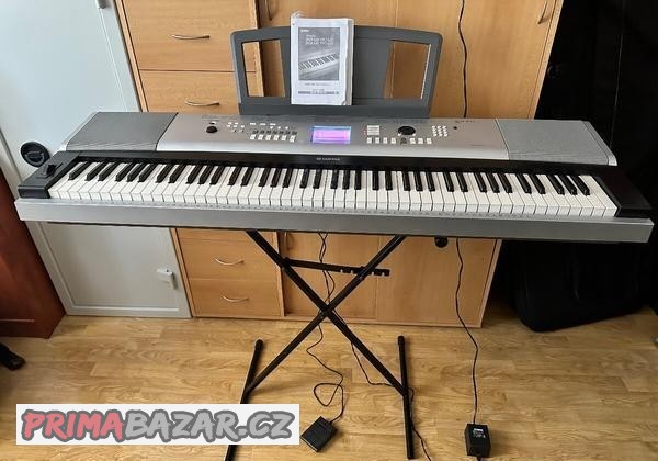 Klávesy Yamaha DGX - 520