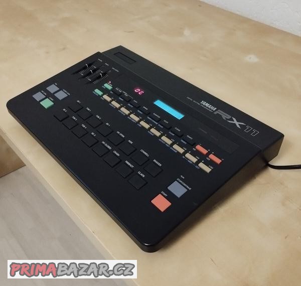 Yamaha RX-11 Drum-machine