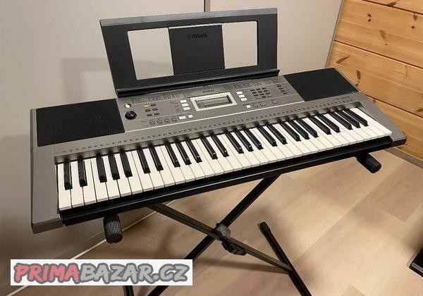 YAMAHA E353 s příslušenstvím