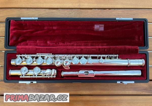 Příčná flétna Yamaha YFL 311