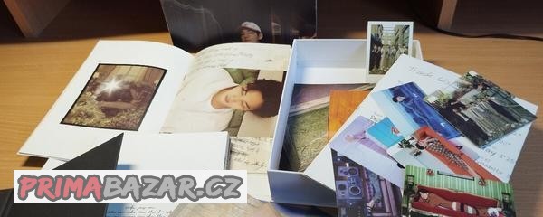 bts-k-pop-korean-pop-korejska-hudba-albumy-merch