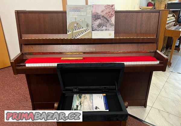 petrof-mod-115-ii-r-v-2000-se-zarukou-5-let-prodano