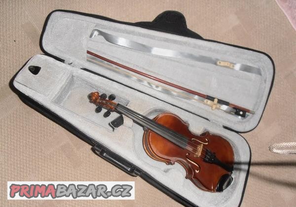 housle-detske-1-8-smycec-pouzdro-kompletni-set