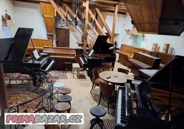Galerie klaviry a pianina