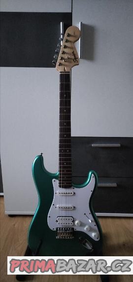 Elektrická kytara Fender Squier + příslušenství
